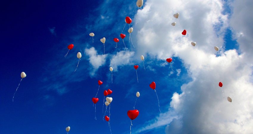 Bild mit Luftballons